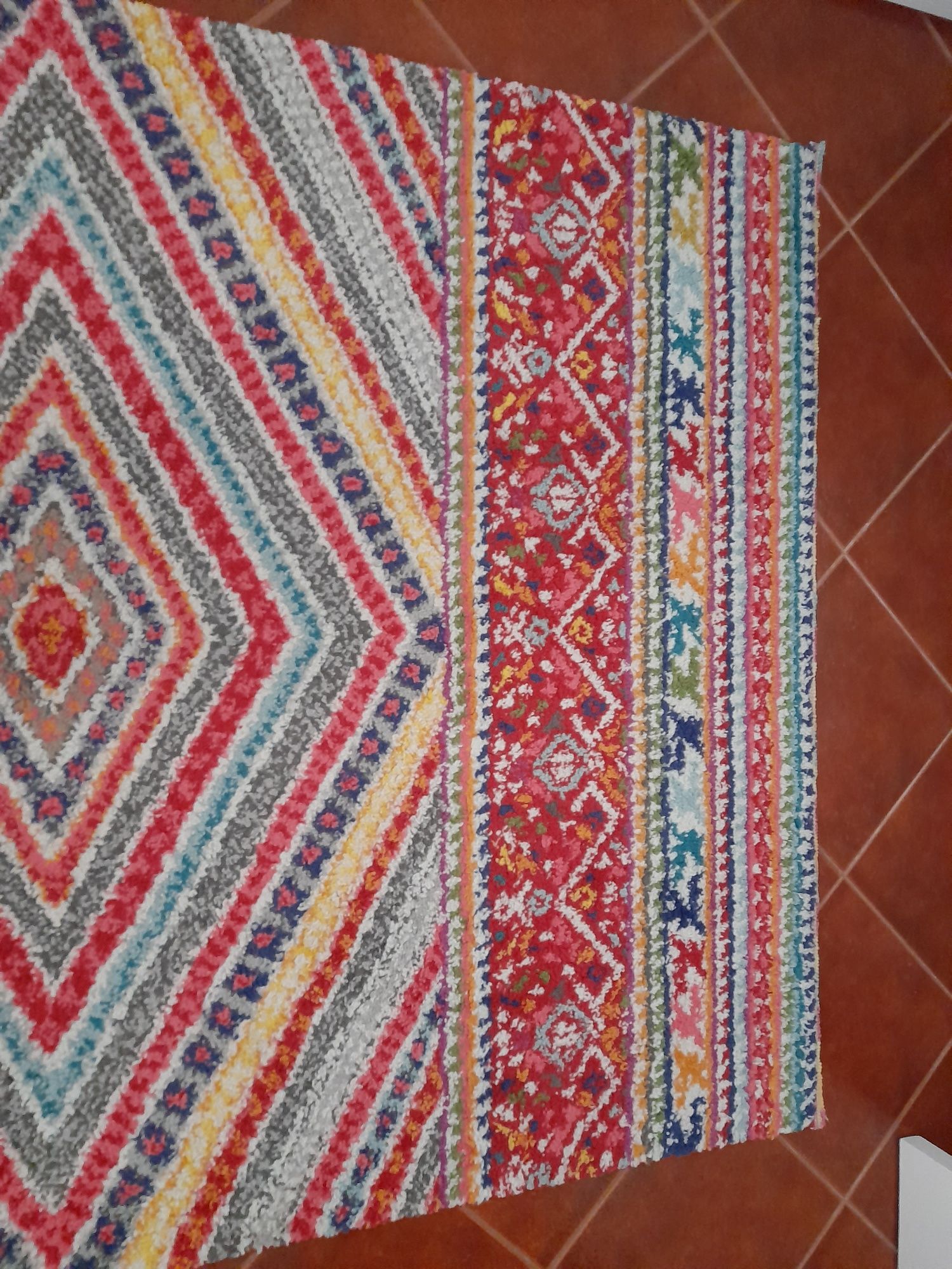 Carpete em lã 2.00 x 1.40 mt