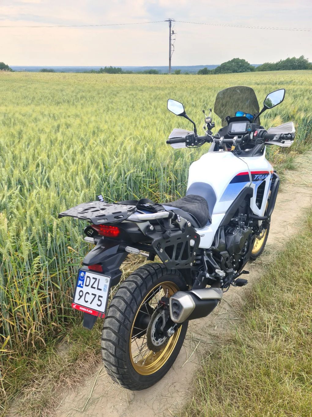 Honda Transalp Honda Transalp 750 PL salon, pierwszy właściciel, gotowy do jazdy.