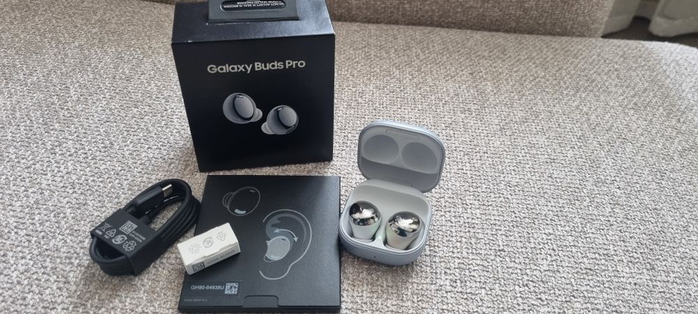 Наушники беспроводные  Samsung Buds Pro