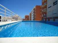 T2 para férias com piscina e perto da praia