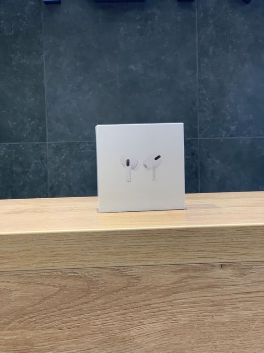 NEW AirPods Pro 2  (Ябко Шевська, 1 КРЕДИТ 0%)