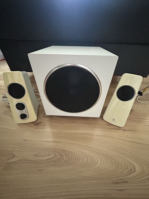Głośniki Logitech 2.1 – subwoofer + 2 satelity, sprawne
