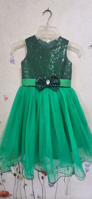 Сукня на 110-116