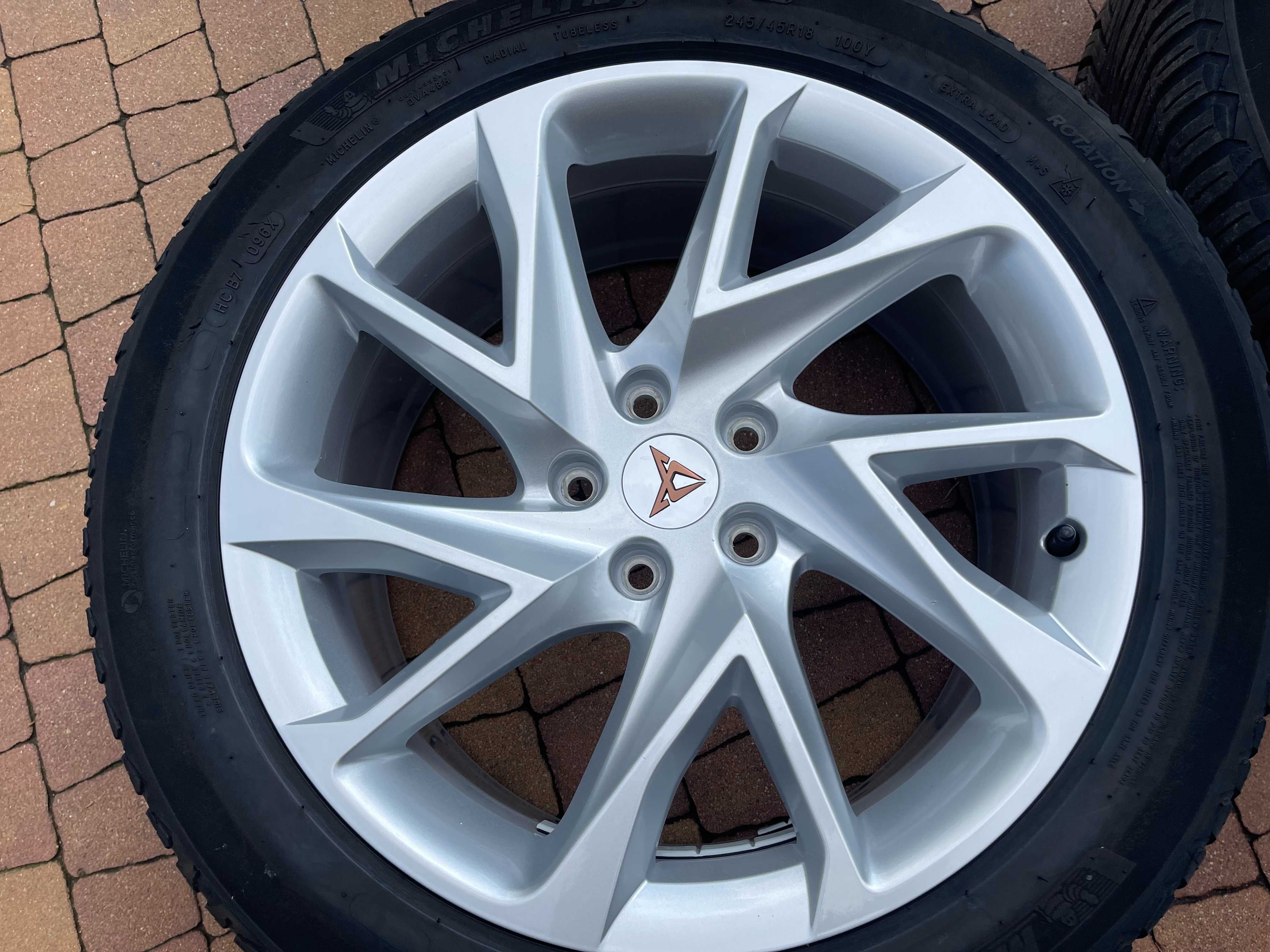 3884. Koła wielosezonowe Cupra Formentor oryginał 5x112 245/45/18