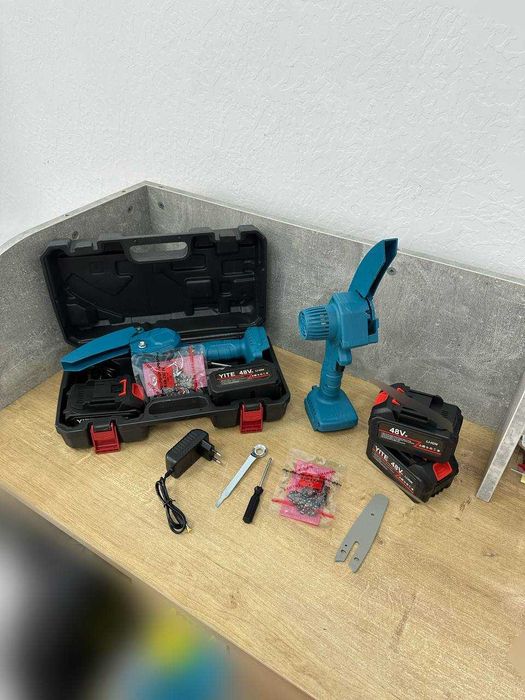 Акумуляторна ПИЛА + набір інструментів! Пила на акумуляторі + 2 АКБ.