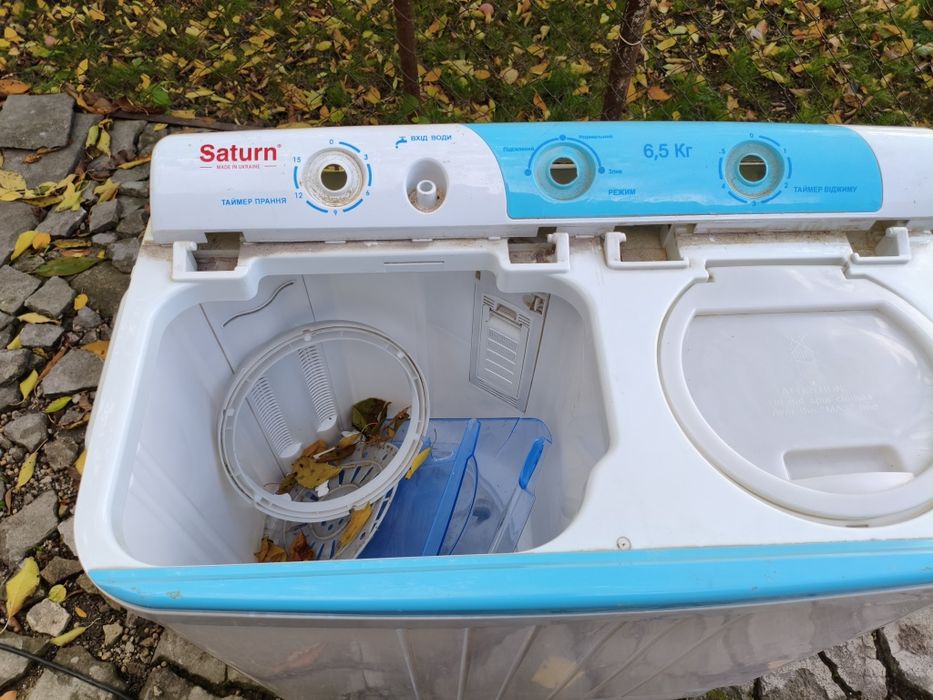 Запчастини до сатурн