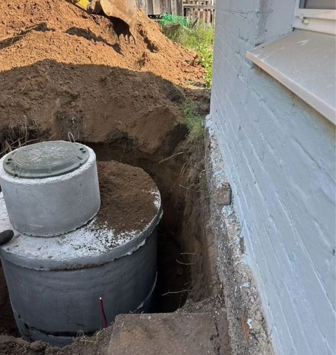 Септик з бетонних кілець під ключ вигрібна яма 12/14/17 м3