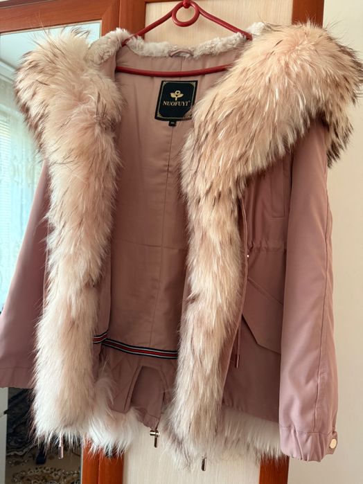 Парка з натуральним хутром
