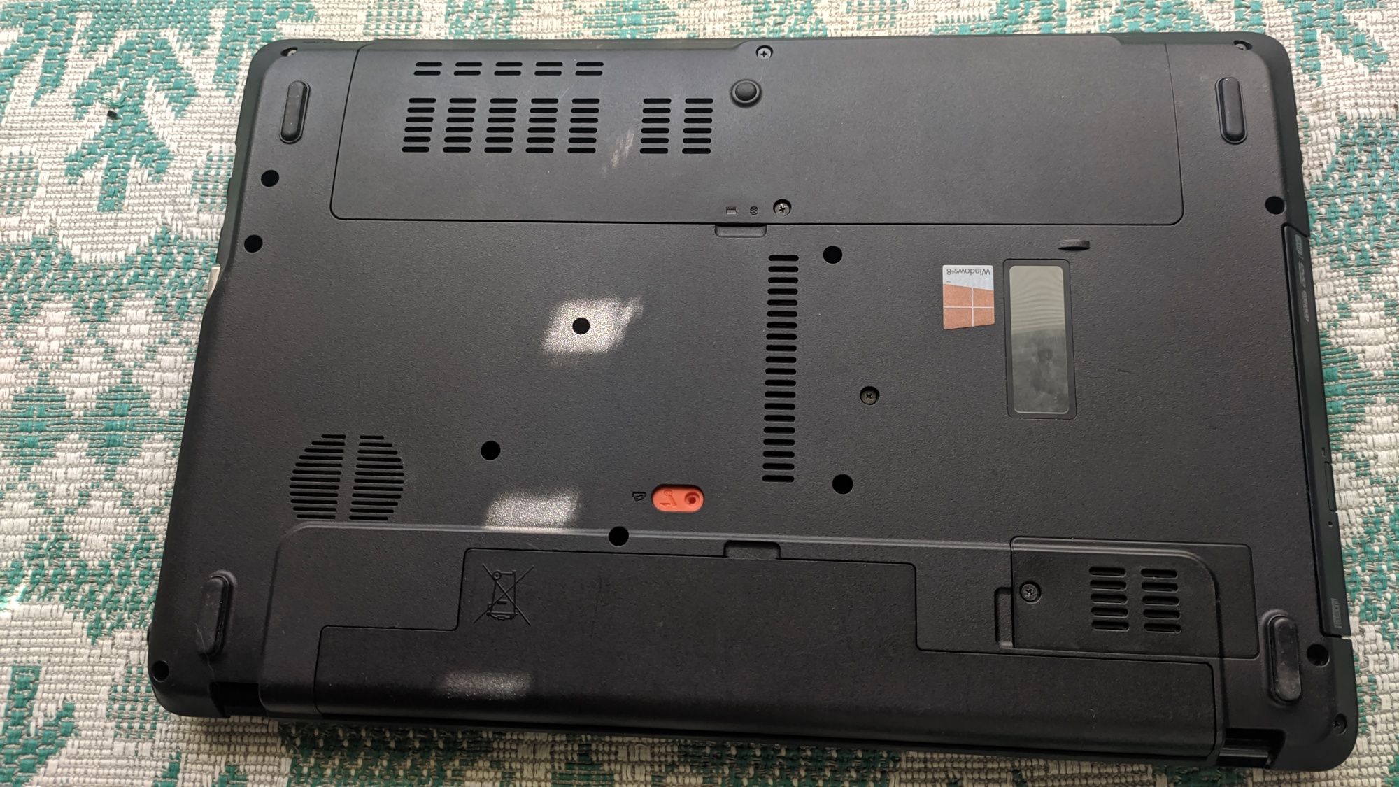 Ноутбук Acer E1-531G