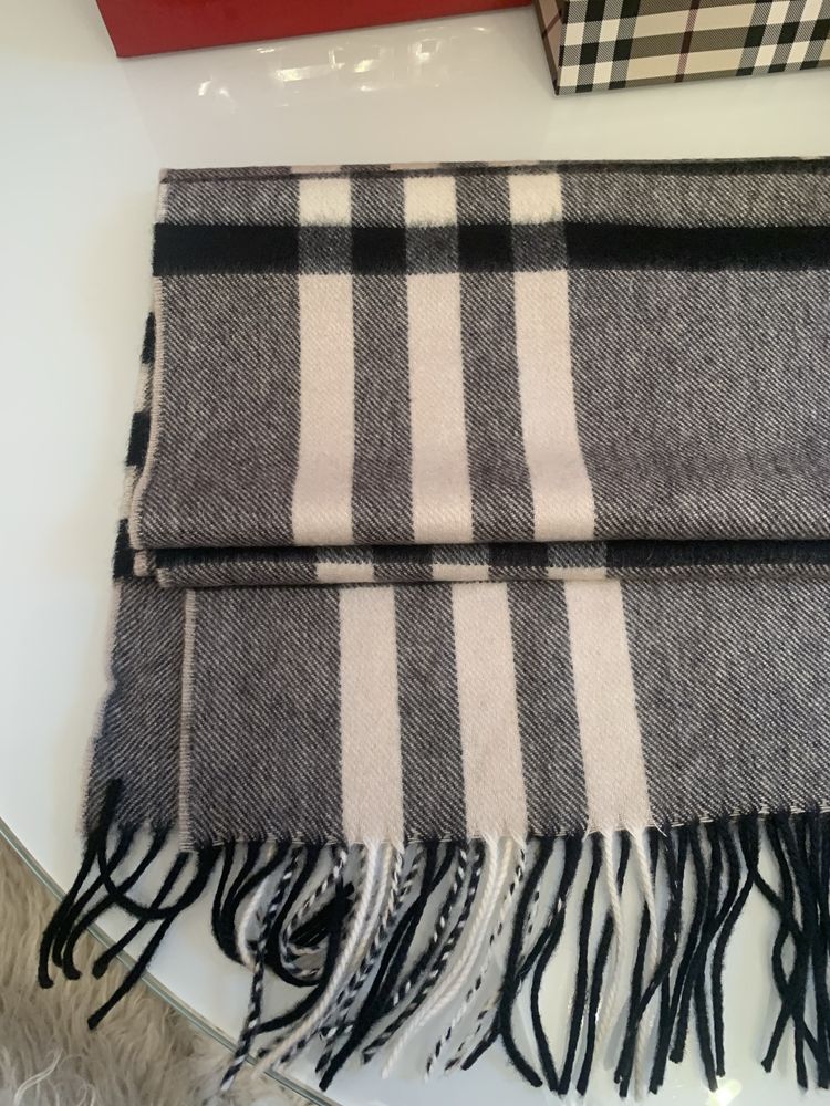 Szalik Burberry, szalik kaszmirowy Burberry -oryginał