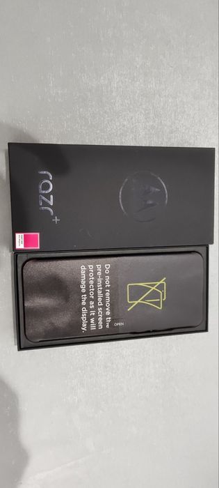 Motorola Moto Razr 40 Ultr,  Razr + Моторола разр, Райзер