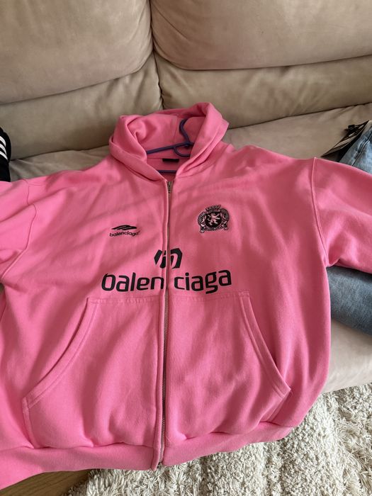 Зипка в люкс качестве , была одета 1 раз) не подошел размер