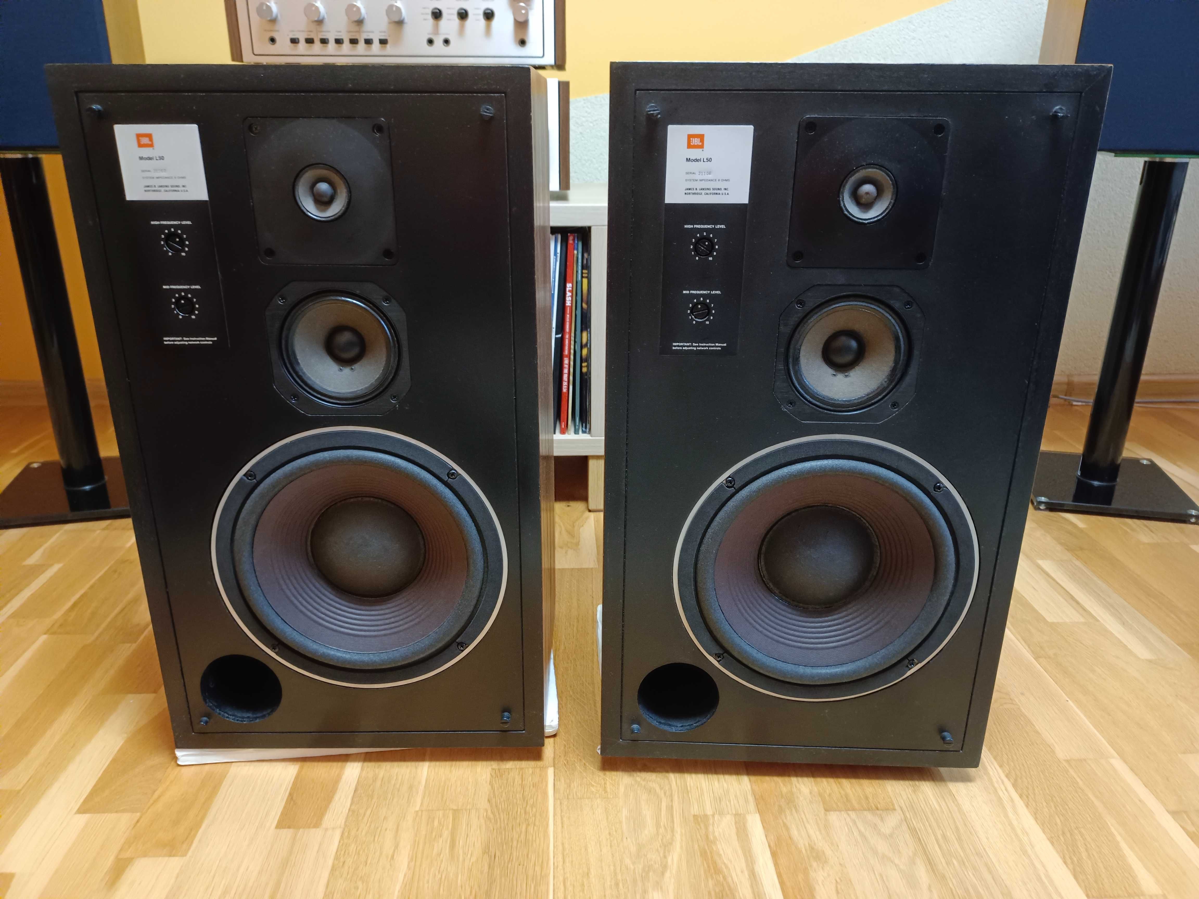 Monitory JBL L50