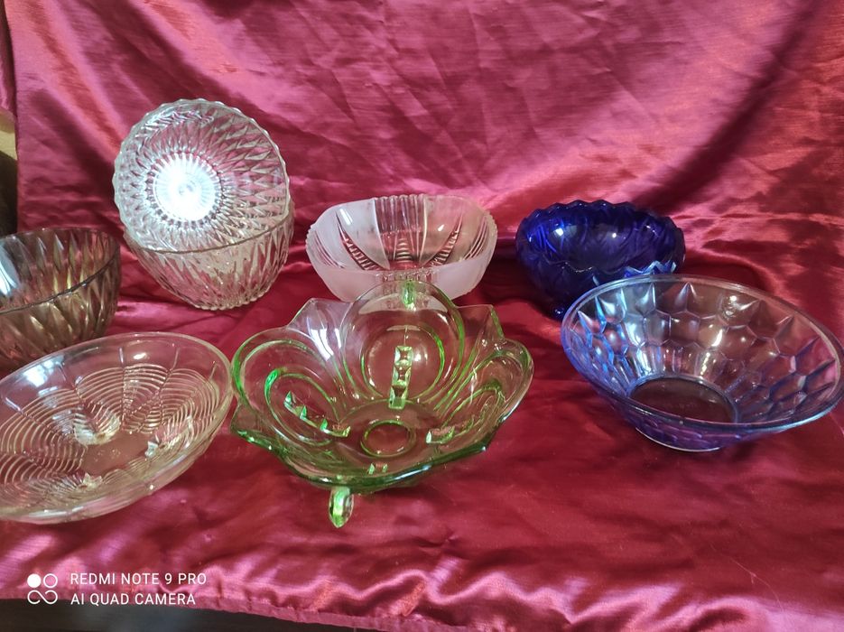 Посуда времён СССР, салатницы, вазы.