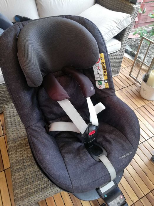 Zestaw 0-4 fotelik samochodowy baza nosidełko Isofix Maxi Cosi Pebble