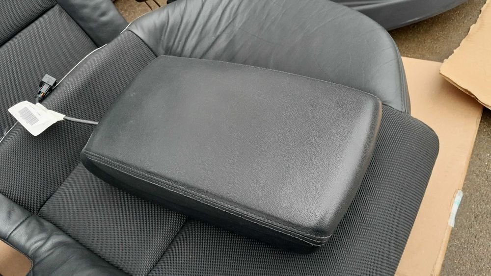 Czarne fotele półskóry S-line półskórzane wnętrze - AUDI A6 C6 / S6 C6