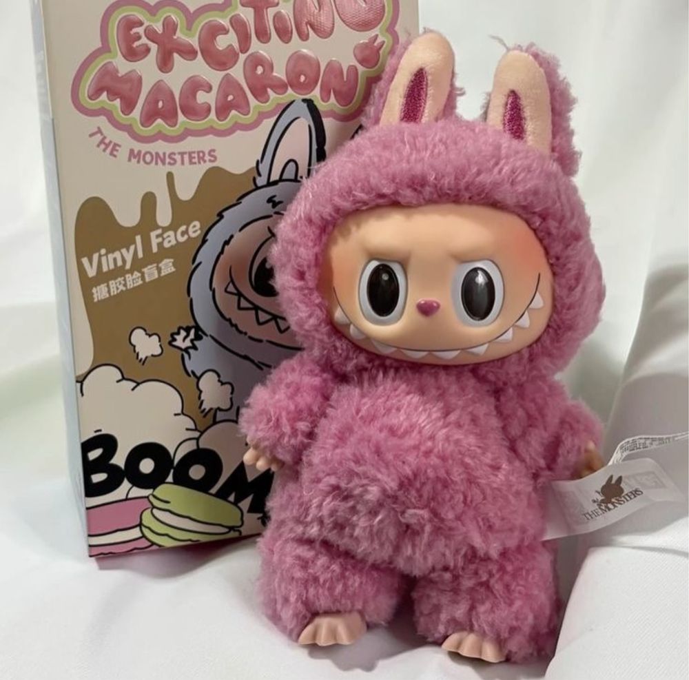 Labubu Exciting Macaron (Have a seat)