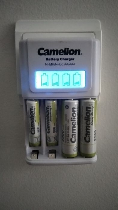 Carregador de pilhas