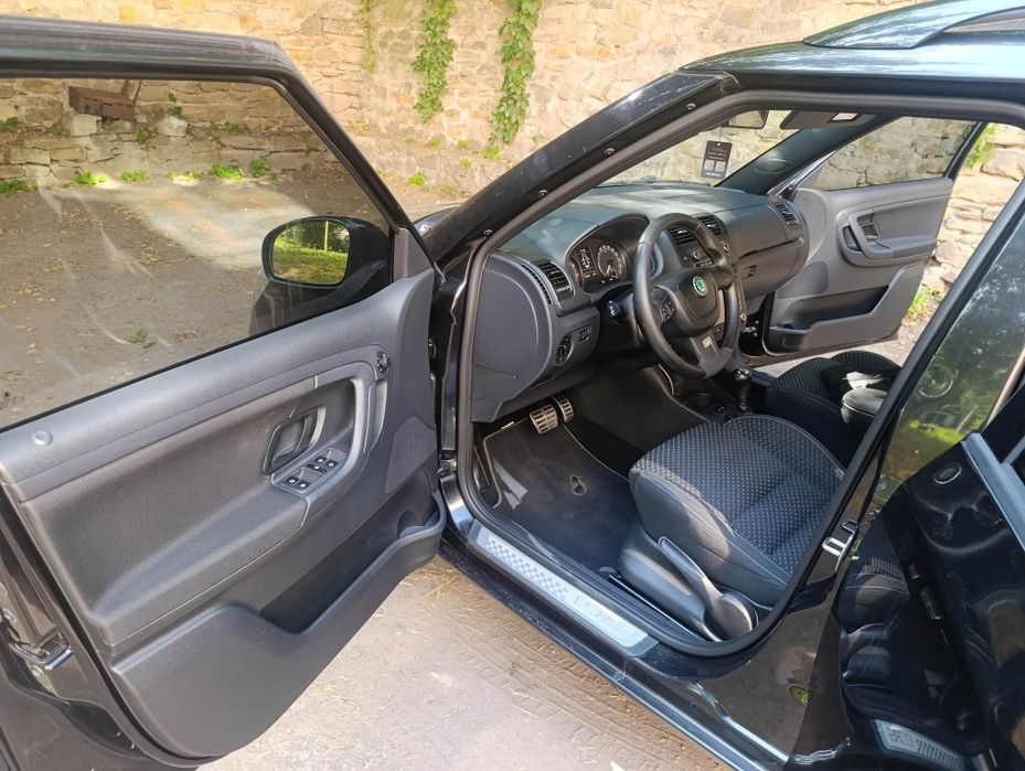 Skoda Fabia vrs 200hp