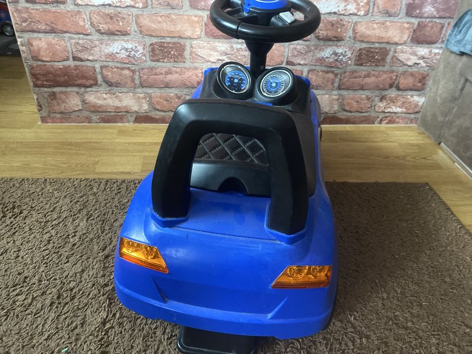 Auto jeździk pchacz