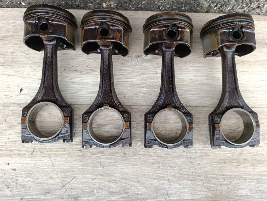 Шатун поршень 1.8 16V X18XE Opel Zafira Vectra Astra вектра Астра