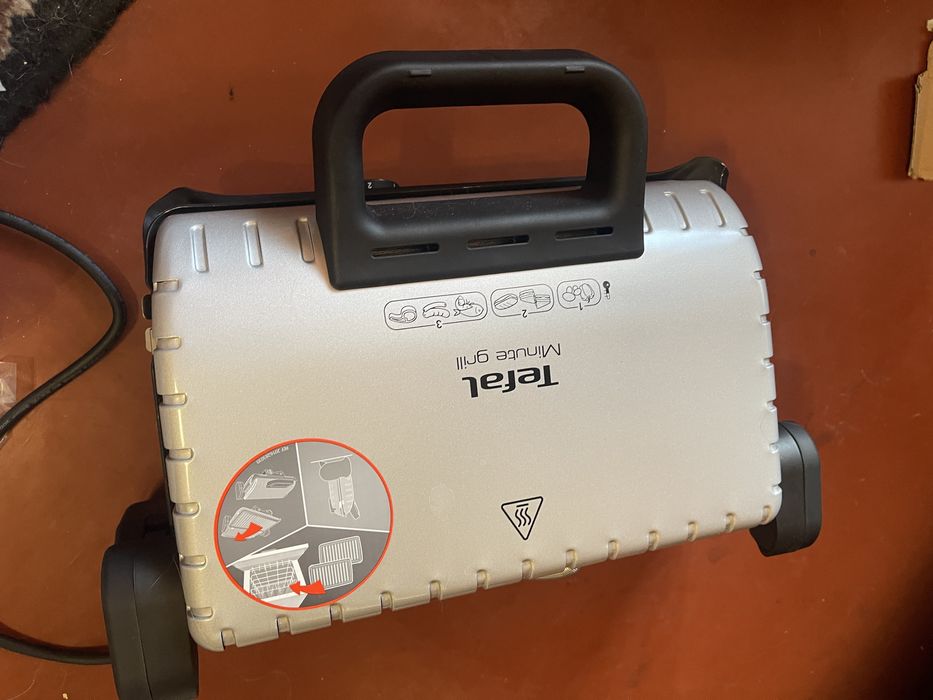 Гриль-барбекю електричний Tefal GC205012