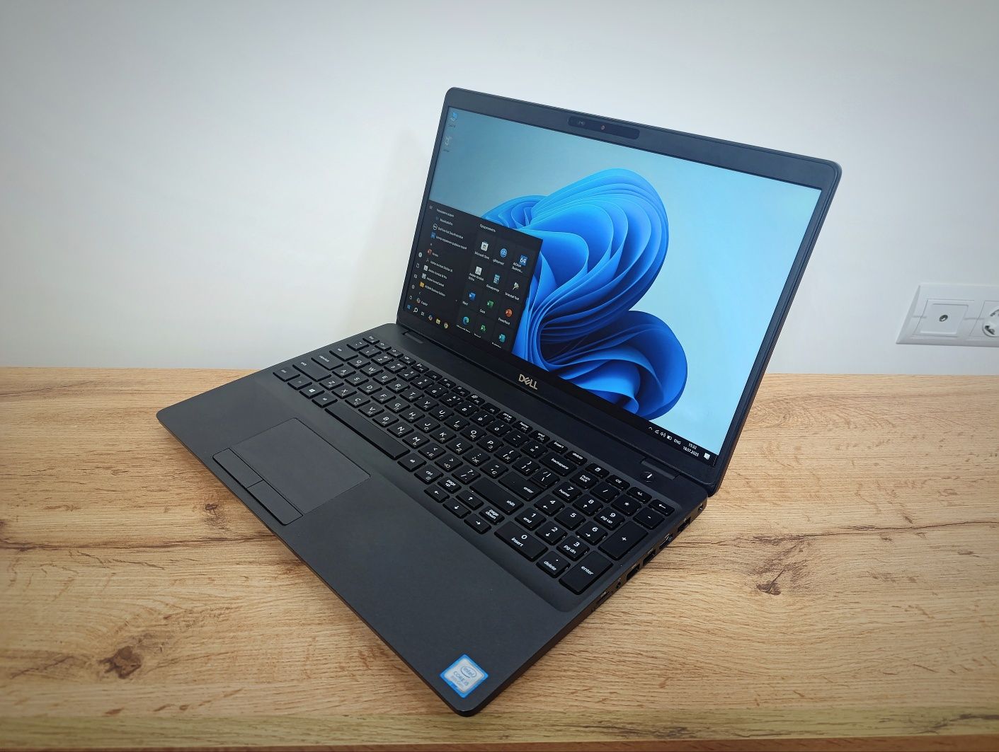 15'6 FHD Dell Latitude 5500/i5-8365U/8GB DDR4/SSD 256GB/АКБ 3 години