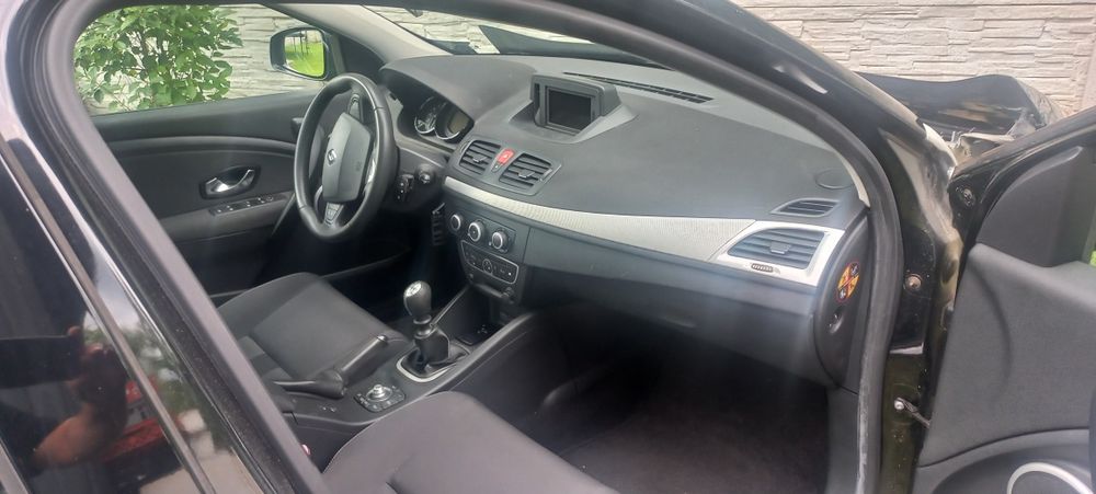 Megane 3 dzwi szyba błotnik dach ćwiartka lusterkoitd