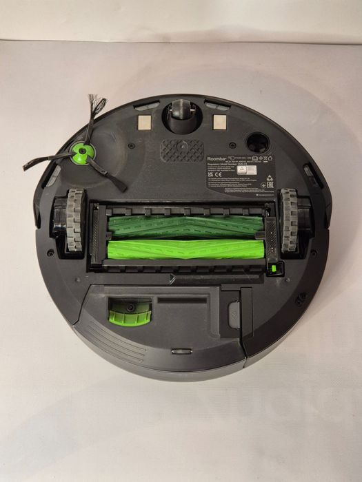 Robot sprzątający iRobot Roomba j7+