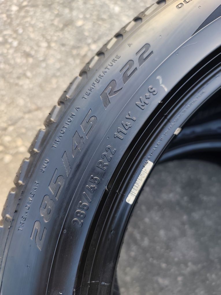 Pneus 285/45r22 Pirelli Scorpion Zero com 75% piso