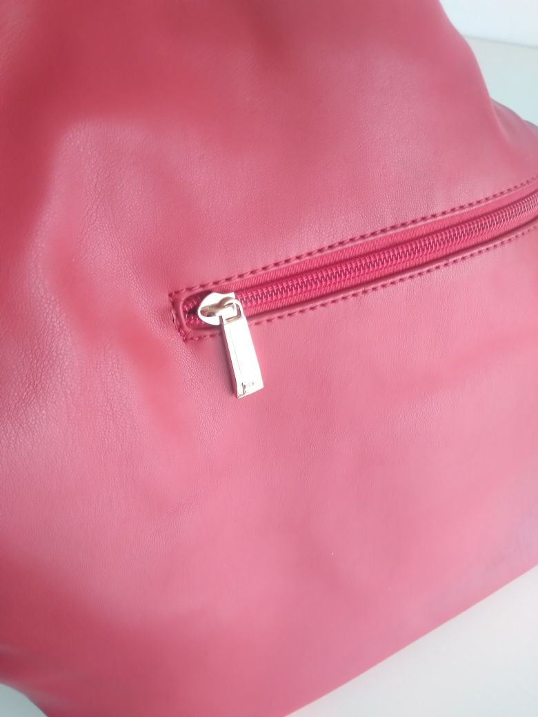Mala PierreCardin em pele