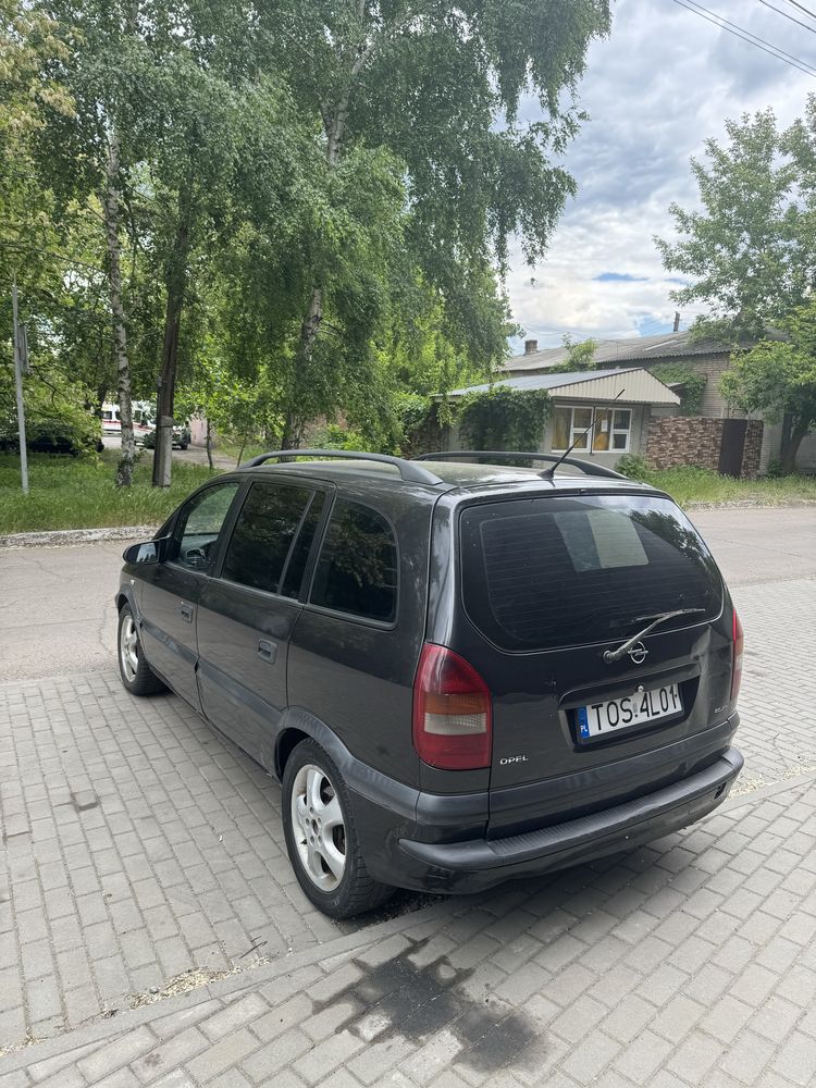 Opel Zafira 2,0d 7мест дизельный минивен