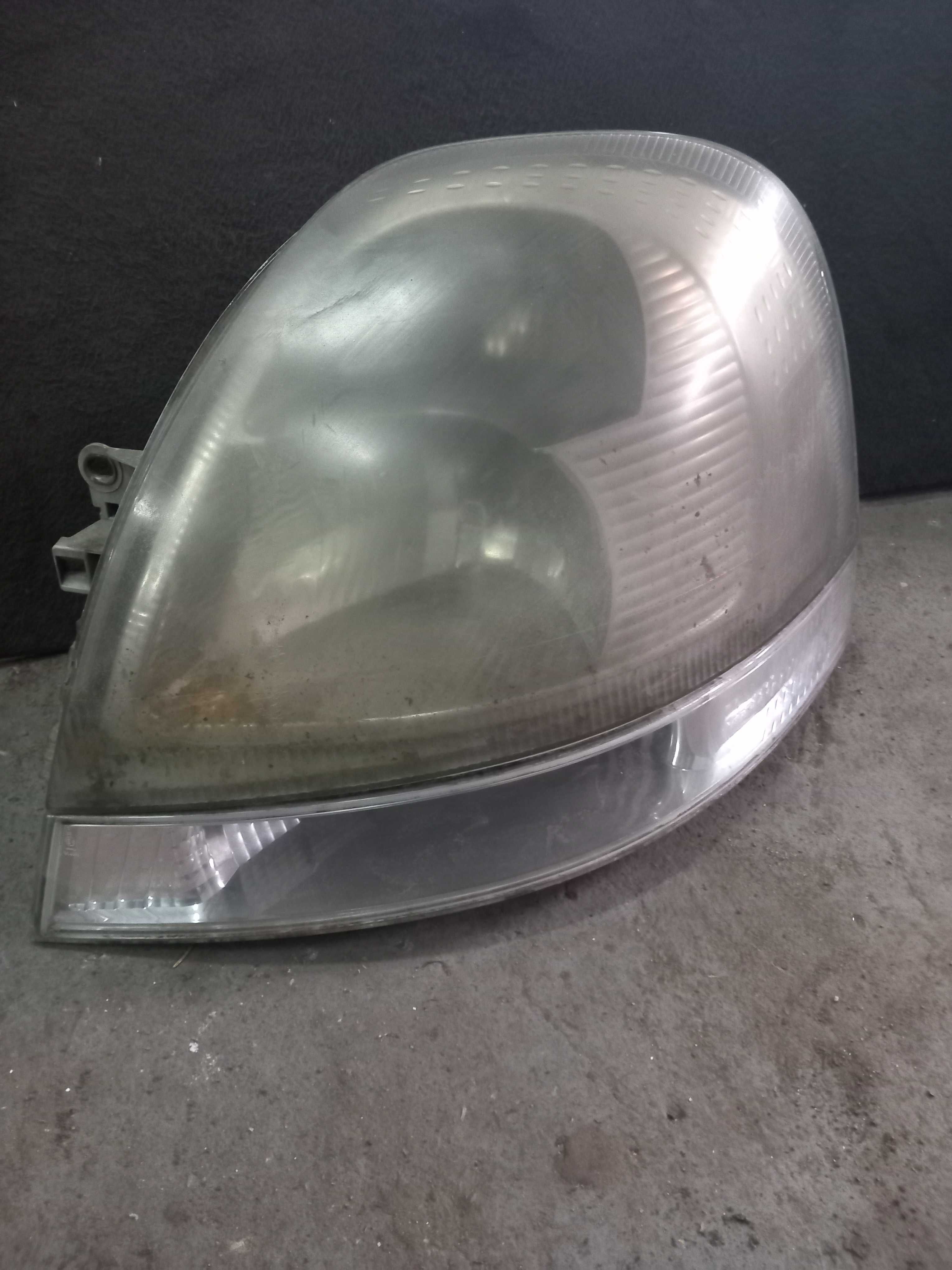 Lampa Lewa przednia Przód Renault Master II Opel Movano Europa