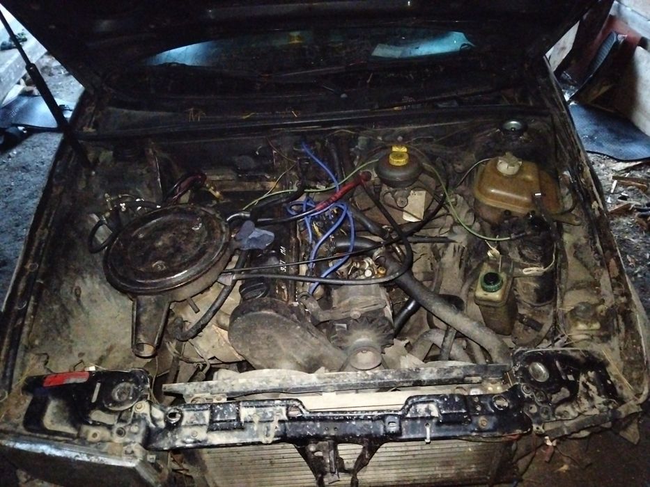 Ауді 80 б3 по кускам