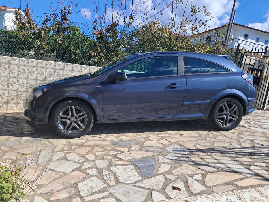 Opel astra H GTC