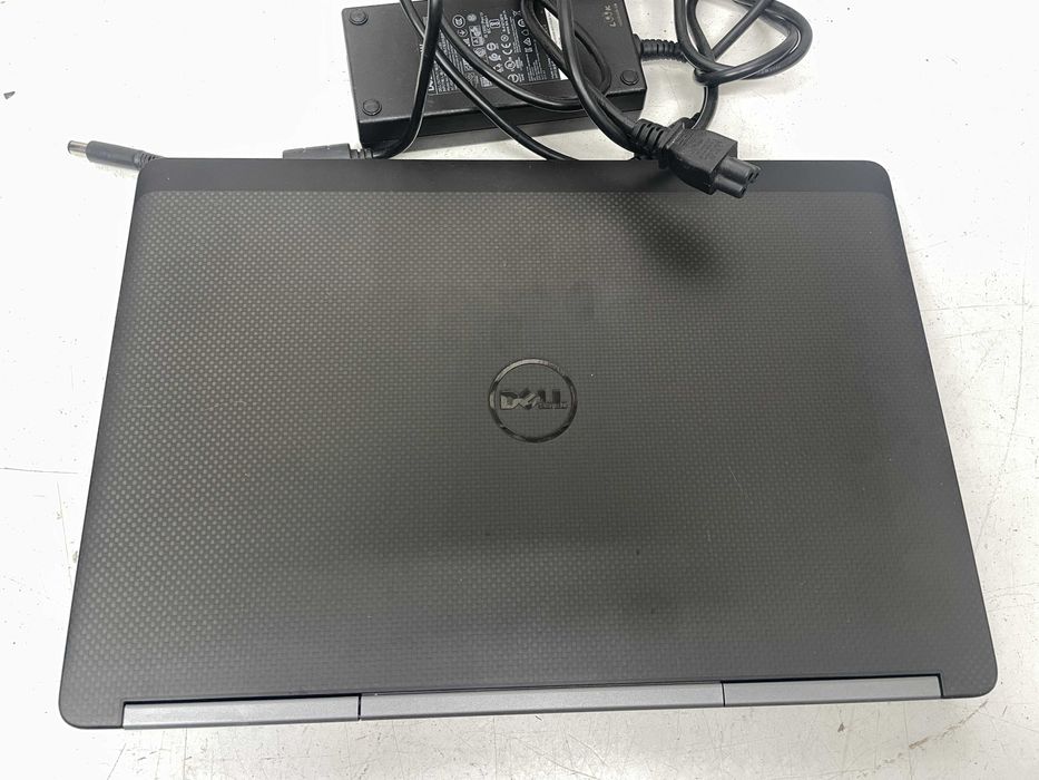 Ноутбук Dell Precision 7520 экран 17 FullHD/ Core i7/ Radeon Pro