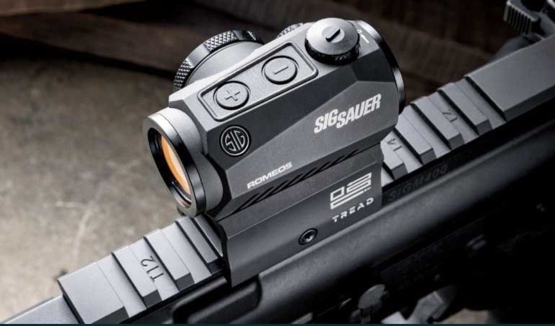 Коліматорний приціл SIG SAUER ROMEO5 TREAD 1x20
