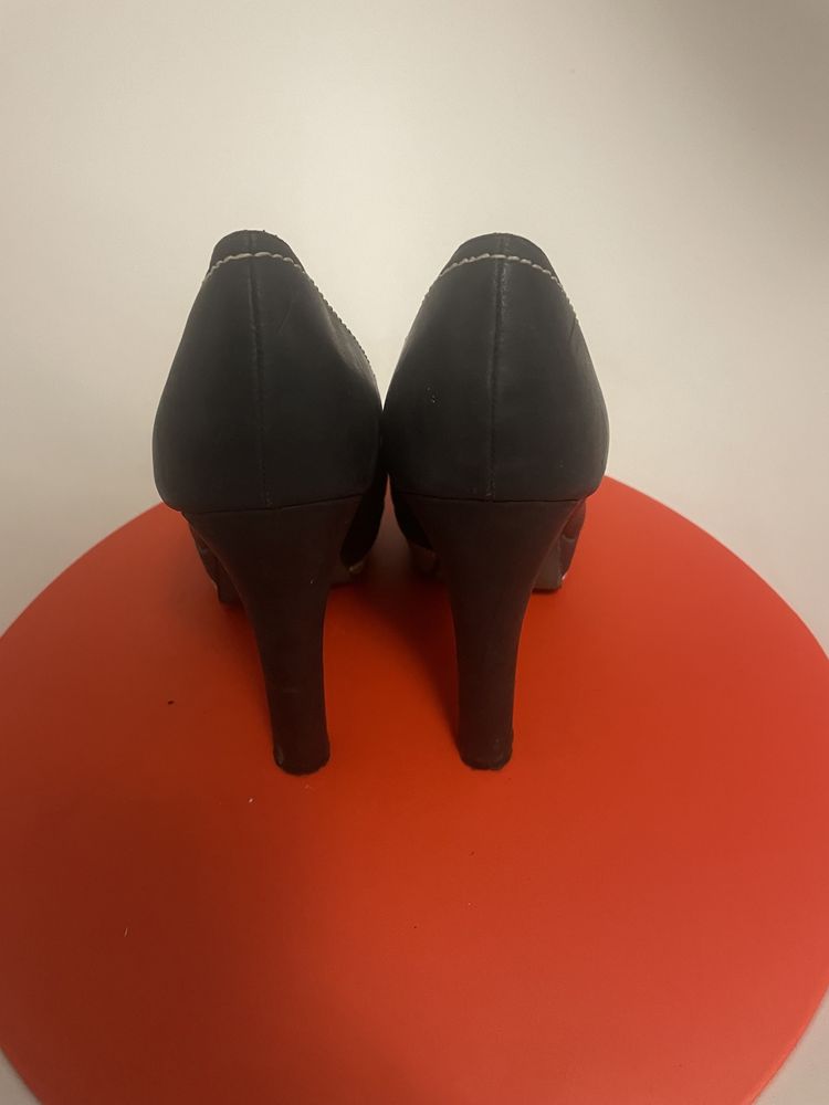Eleganckie buty szpilki / słupek roz. 41  czarne