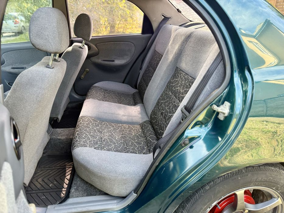 Daewoo Lanos 2.5 V6 Opel x25xe