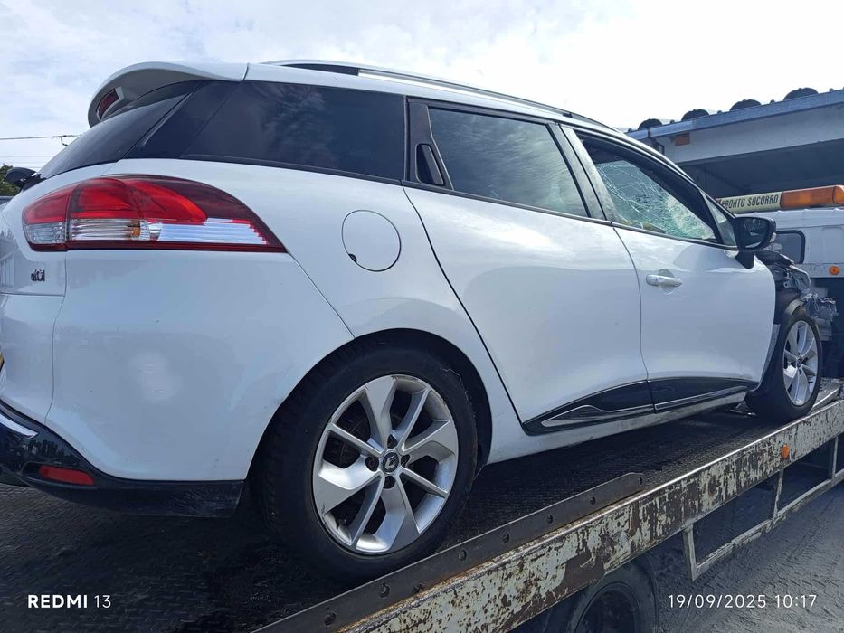Renault Clio IV Sport Tourer 1.5 dci ano 2016 para peças