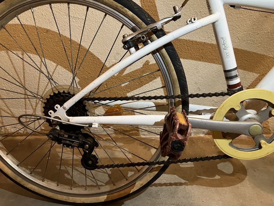 bicicleta branca poply 330