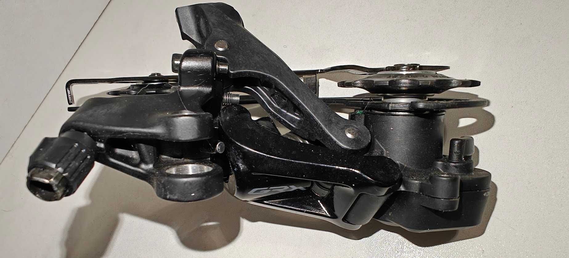 Przerzutka tylna SHIMANO GRX RD-RX400 nowa