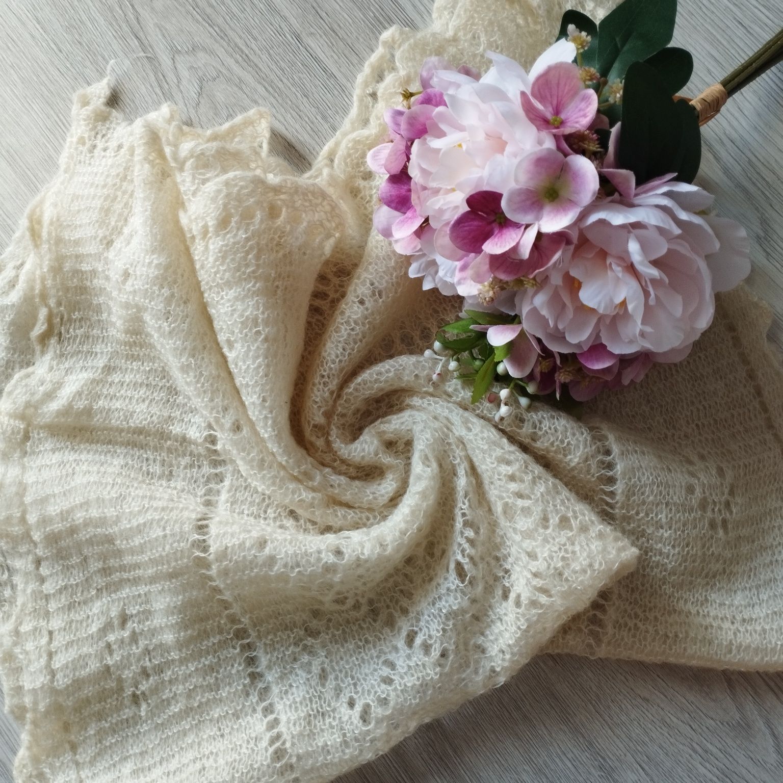 Miękka moherowa chusta handmade | Naturalna włóczka