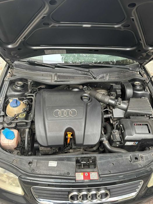 AUDI A3 1.6 Excelente estado