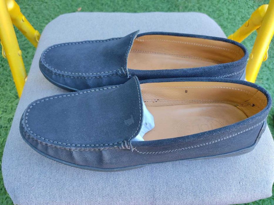 Замшеві туфлi від виробника Tod's Vibram. Розмір 26.5 см