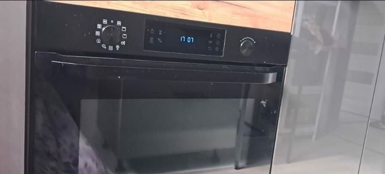 Piekarnik Samsung z funkcją mikrofali  NQ50J3530BB