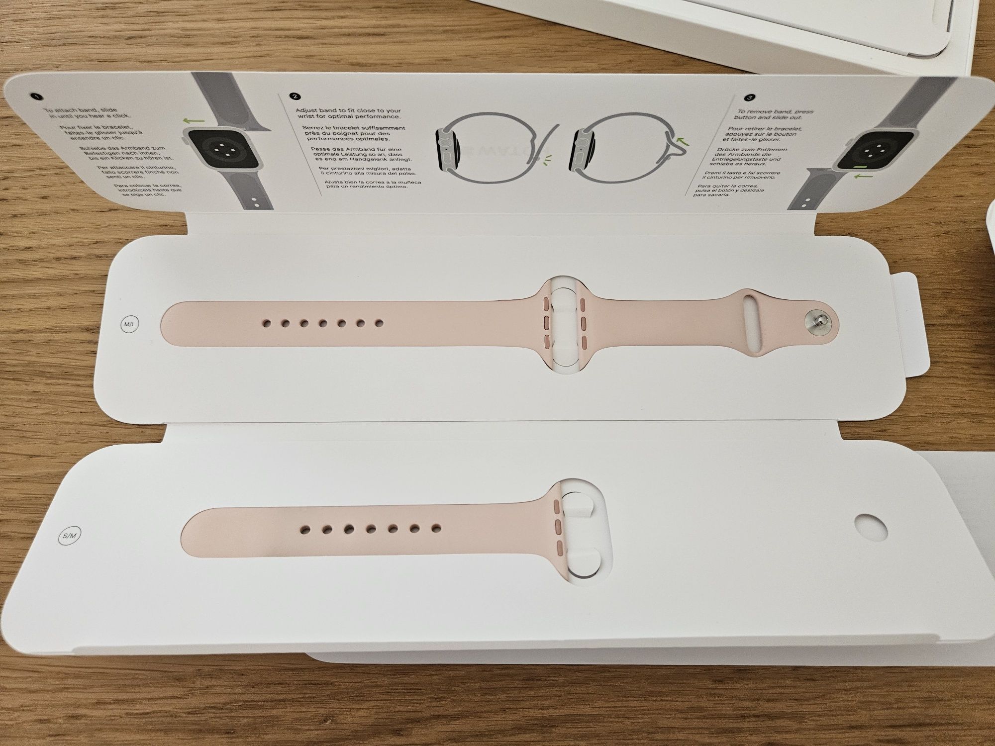 Apple Watch SE 44mm GPS - Rose Gold

Pouco usado Estado da bateria a 9