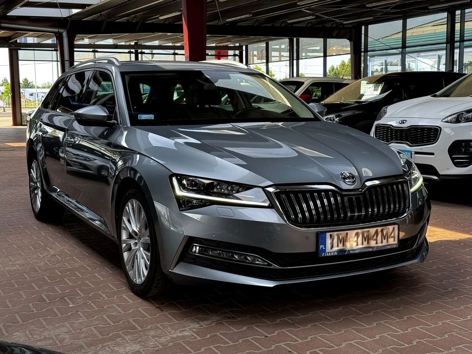 Skoda Superb 150 Km DSG wersja L&K Podgrzewana szyba Krajowy Poleasingowy FV23%