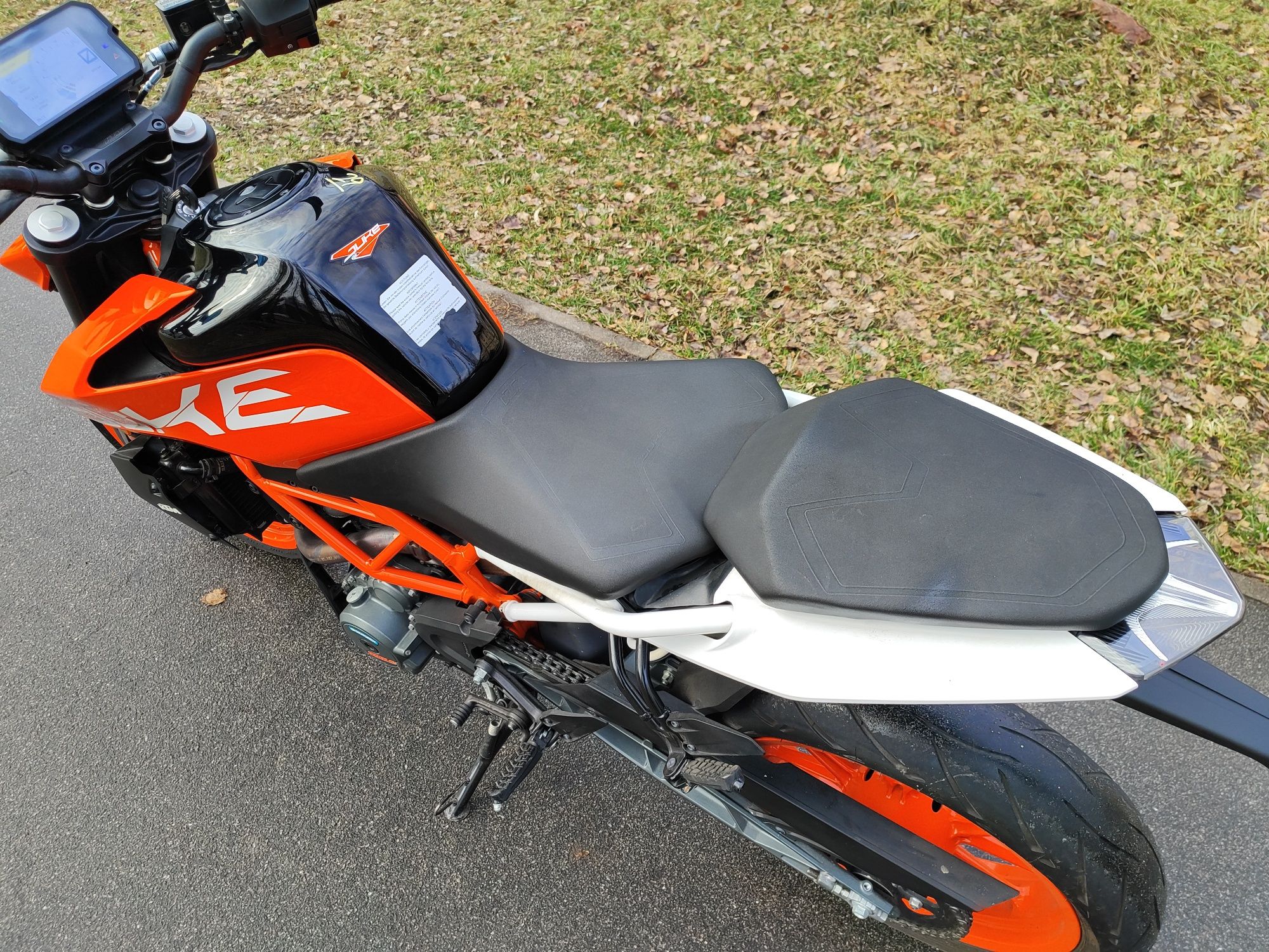 Продам мотоцикл KTM Duke 390. 2021