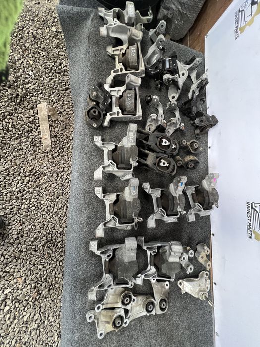 Подушка опора mazda 3 BM/BN cx5